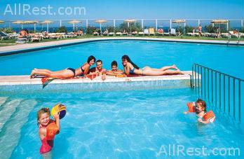 Belvedere Beach Hotel 6